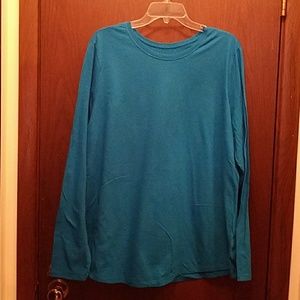 Hanes long sleeve t-shirt